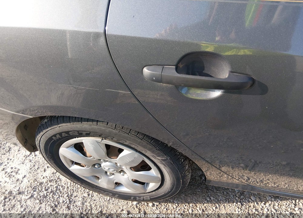 2008 HYUNDAI ELANTRA GLS/SE VIN: KMHDU46D98U299608