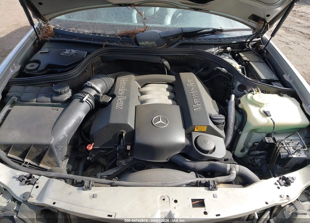 2000 MERCEDES-BENZ CLK 320 VIN: WDBLK65G1YT039513