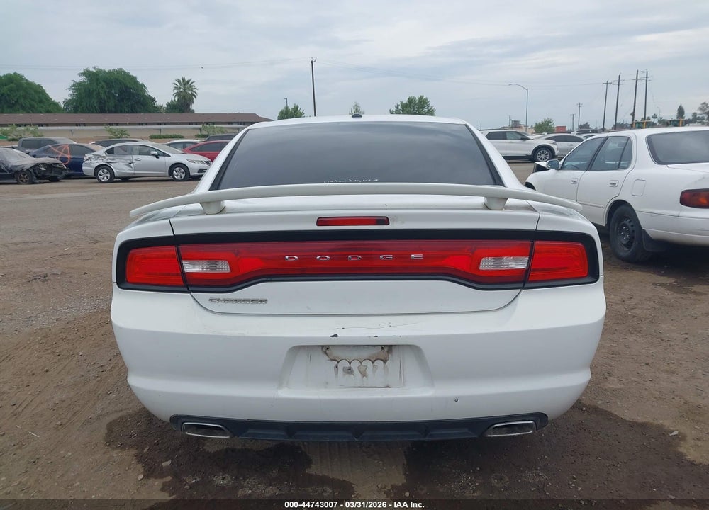 2011 DODGE CHARGER VIN: 2B3CL3CG3BH583811