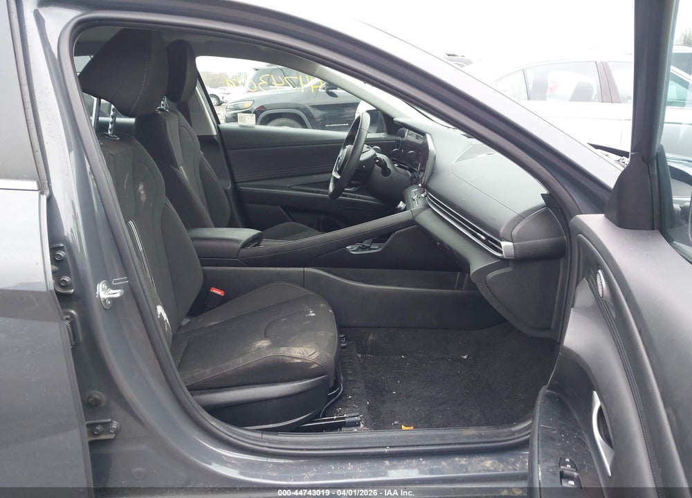2025 HYUNDAI ELANTRA SEL CONVENIENCE VIN: KMHLS4DG1SU879456