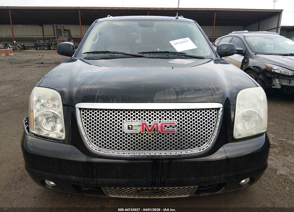 2009 GMC YUKON XL 1500 DENALI VIN: 1GKFK06299R285484