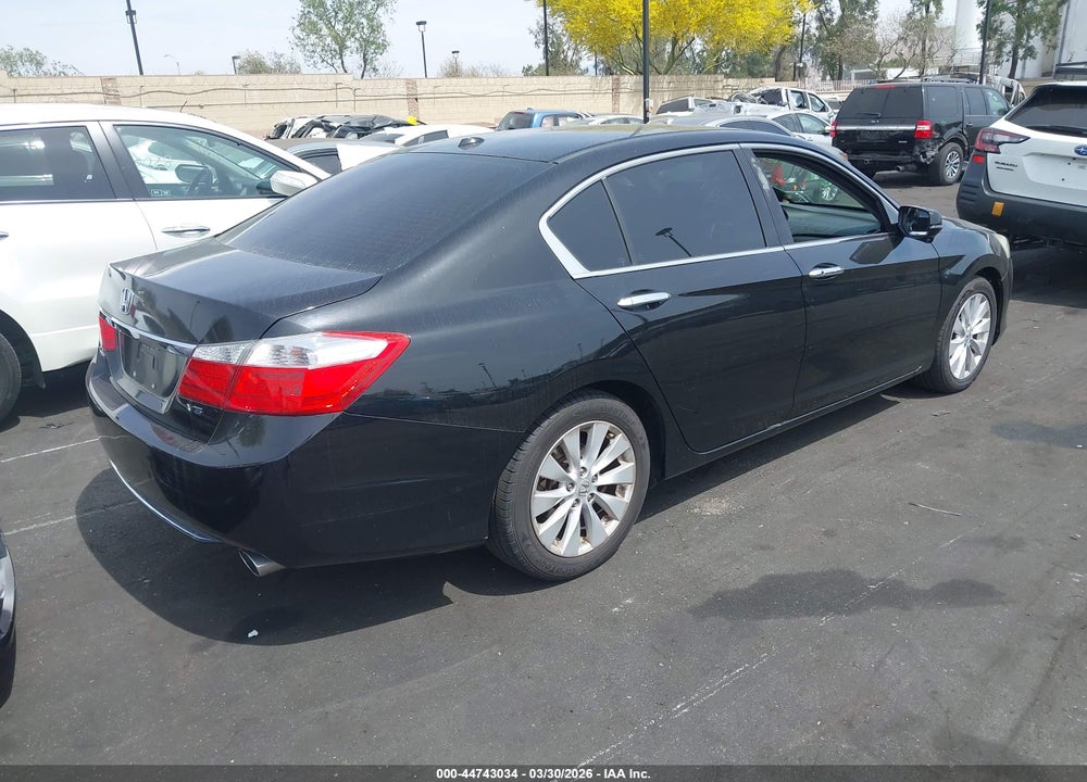 2013 HONDA ACCORD EX-L V-6 VIN: 1HGCR3F86DA019798