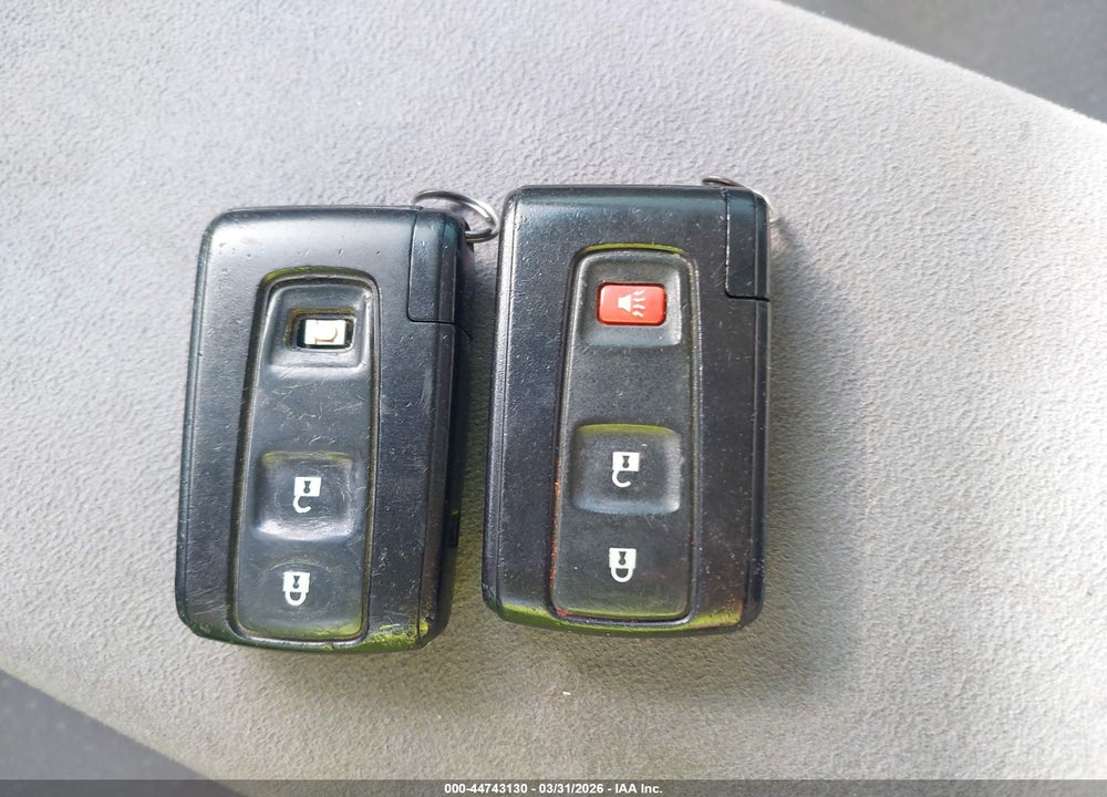 2008 TOYOTA PRIUS VIN: JTDKB20U083316137