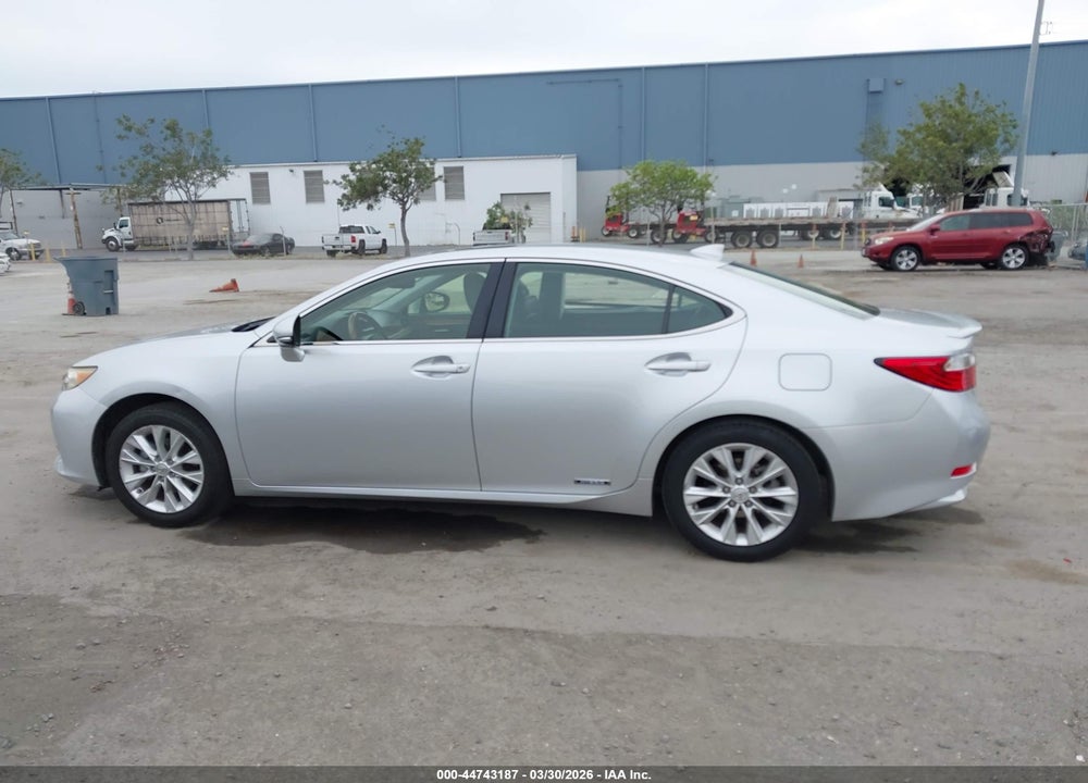 2015 LEXUS ES 300H VIN: JTHBW1GGXF2077616