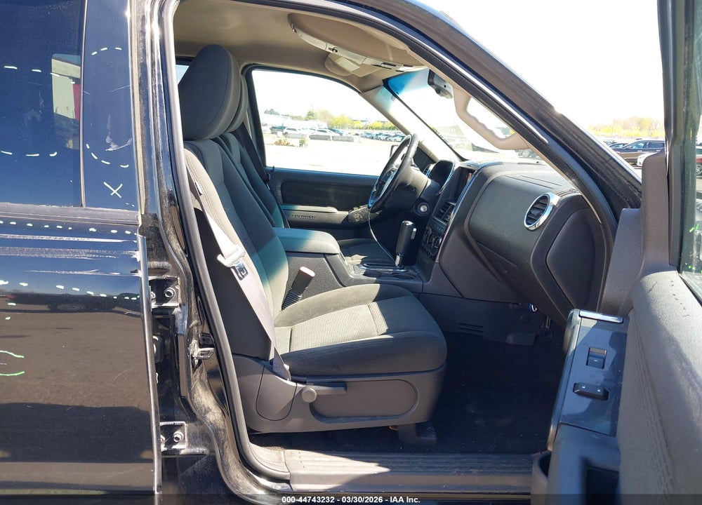 2009 FORD EXPLORER XLT VIN: 1FMEU73809UA27849