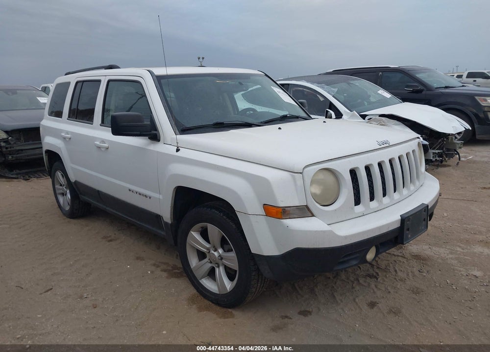 2014 JEEP PATRIOT LATITUDE VIN: 1C4NJPFA2ED576233