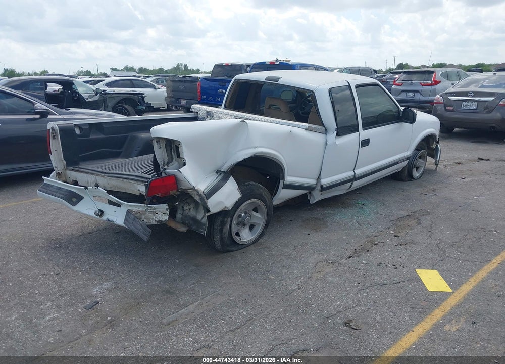 1996 CHEVROLET S TRUCK S10 VIN: 1GCCS19X7T8130800