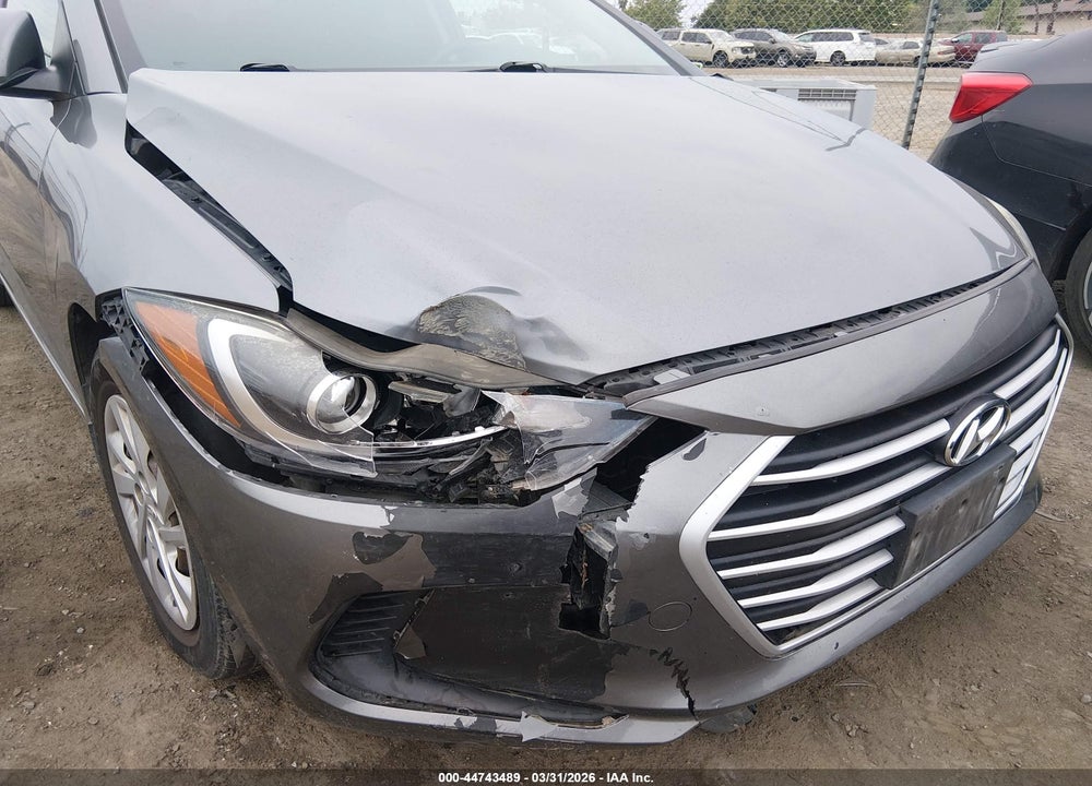 2018 HYUNDAI ELANTRA SE VIN: 5NPD74LF3JH343961