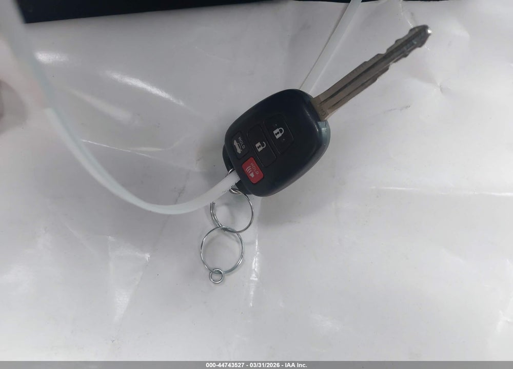 2014 TOYOTA CAMRY SE VIN: 4T1BF1FK2EU817620