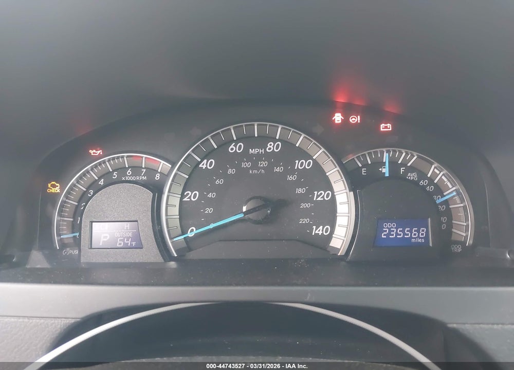 2014 TOYOTA CAMRY SE VIN: 4T1BF1FK2EU817620