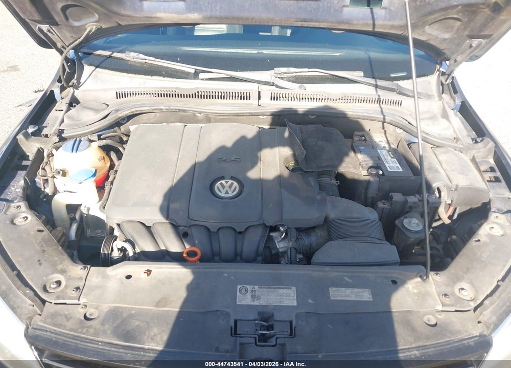 2013 VOLKSWAGEN JETTA 2.5L SE VIN: 3VWDP7AJ6DM291598