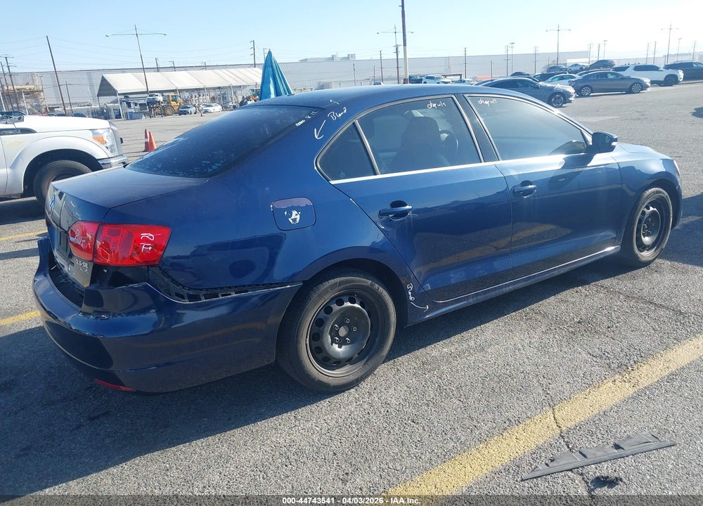 2013 VOLKSWAGEN JETTA 2.5L SE VIN: 3VWDP7AJ6DM291598
