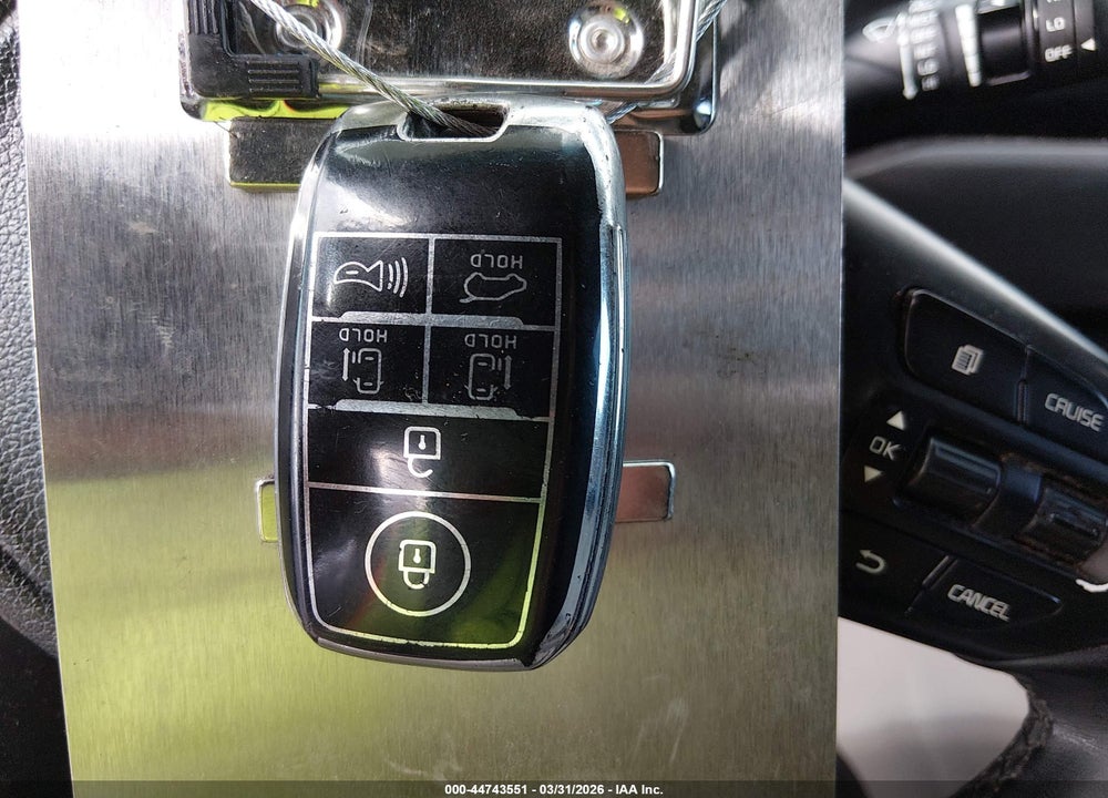 2017 KIA SEDONA LX VIN: KNDMB5C12H6247008