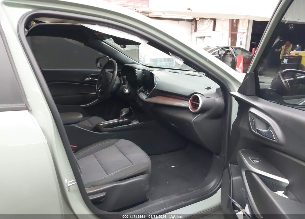 2024 CHEVROLET TRAX FWD 1RS VIN: KL77LGE22RC121338