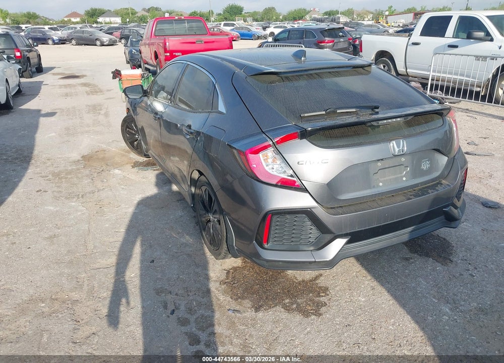 2018 HONDA CIVIC EX VIN: SHHFK7H52JU240620