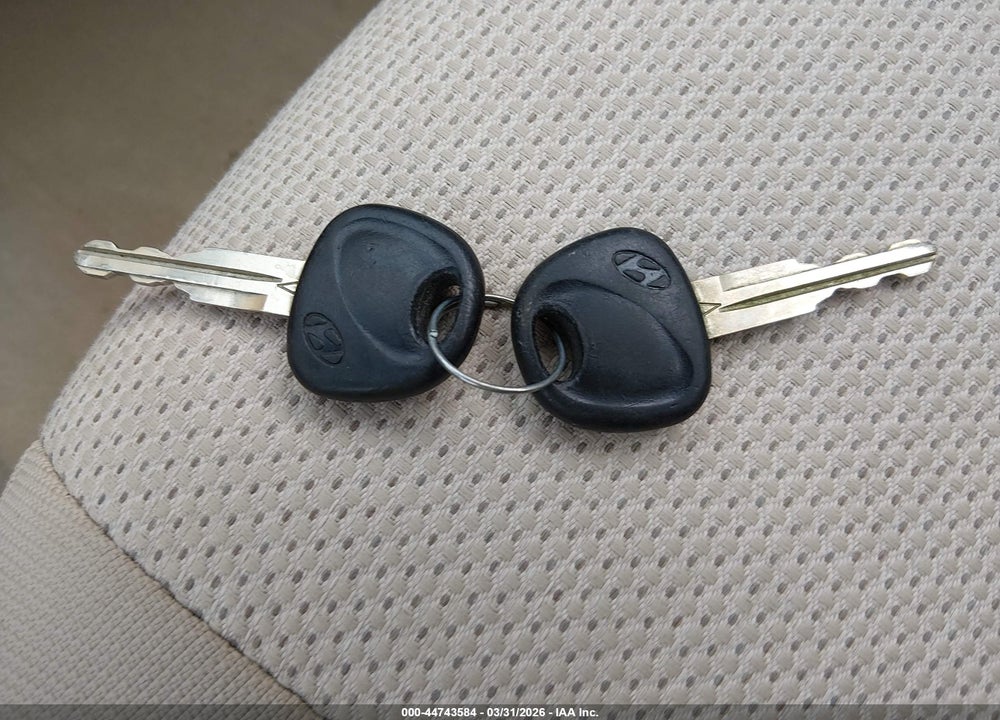 2007 HYUNDAI ACCENT GLS VIN: KMHCN46CX7U149912