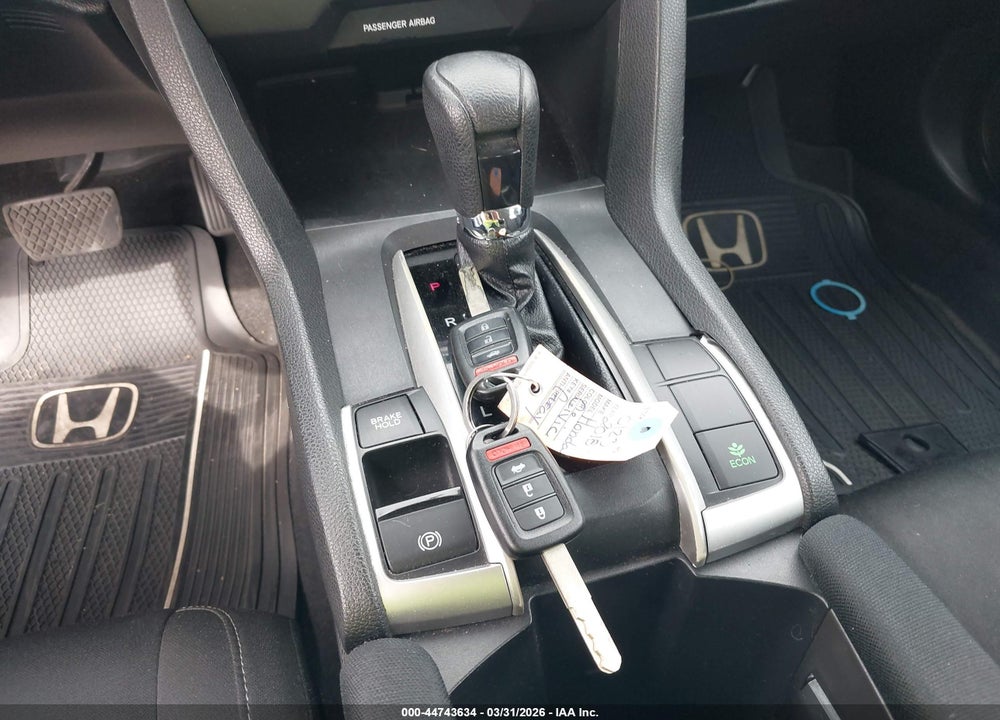 2018 HONDA CIVIC LX VIN: 2HGFC2F54JH565902
