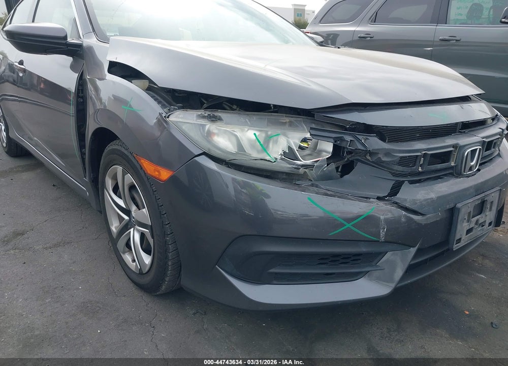 2018 HONDA CIVIC LX VIN: 2HGFC2F54JH565902