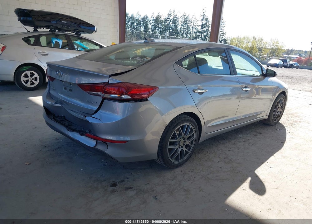 2017 HYUNDAI ELANTRA LIMITED VIN: 5NPD84LF3HH027404