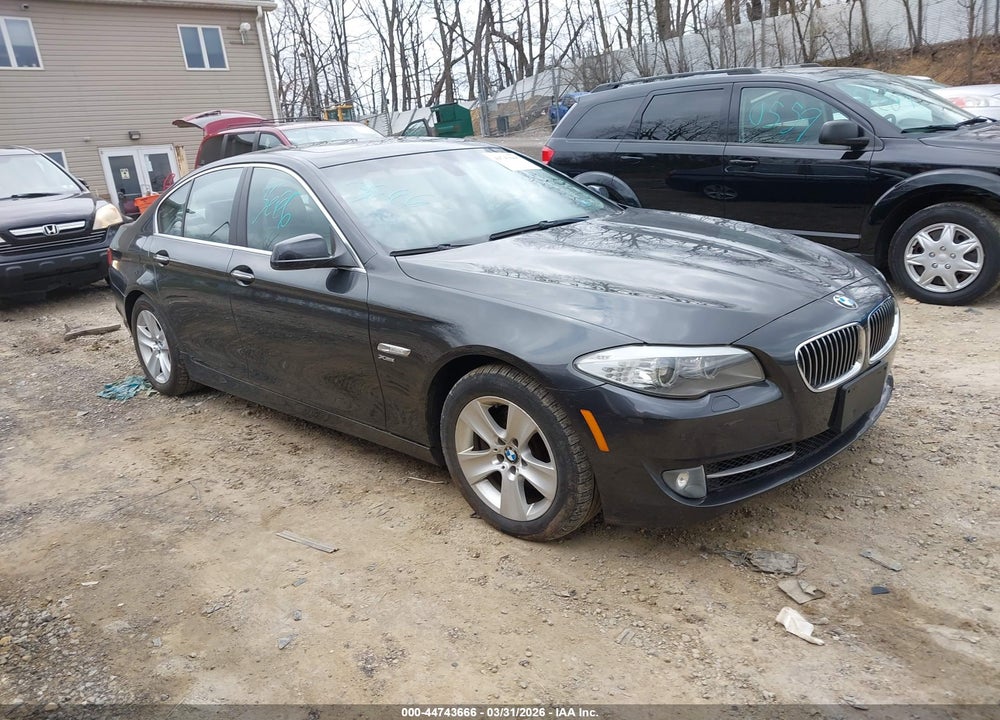 2012 BMW 528I XDRIVE VIN: WBAXH5C50CDW08719