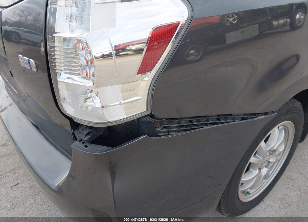 2012 TOYOTA PRIUS V THREE VIN: JTDZN3EU6C3136156