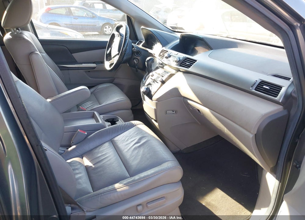2011 HONDA ODYSSEY TOURING/TOURING ELITE VIN: 5FNRL5H99BB078425
