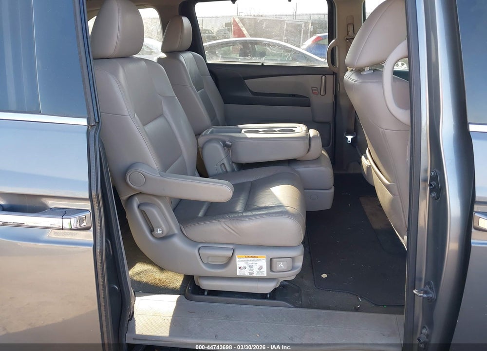 2011 HONDA ODYSSEY TOURING/TOURING ELITE VIN: 5FNRL5H99BB078425