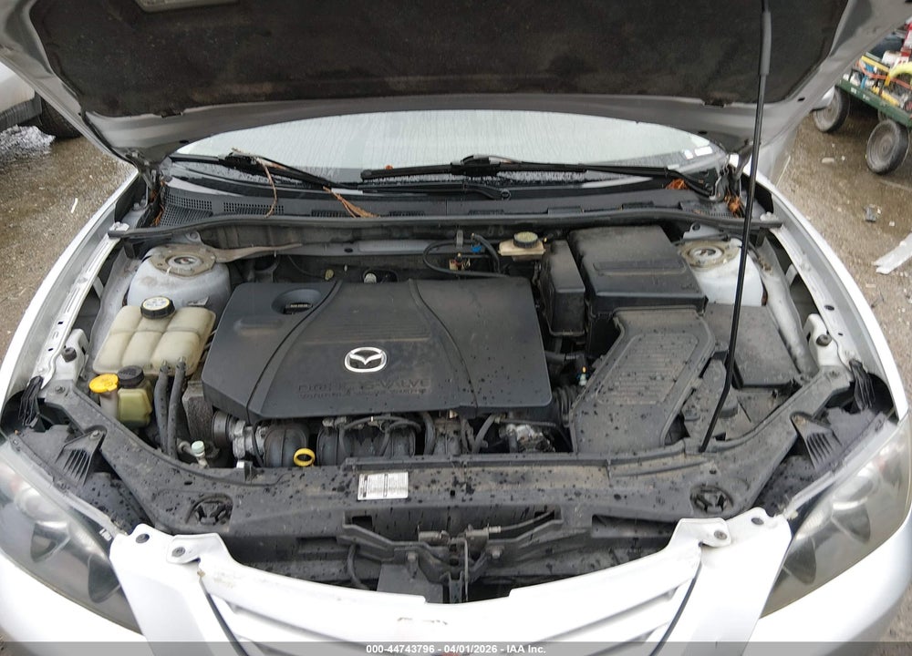 2004 MAZDA 3 S VIN: JM1BK323441204473
