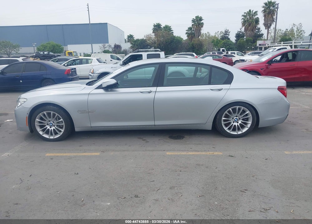 2014 BMW ALPINA B7 VIN: WBAYE8C55ED136051