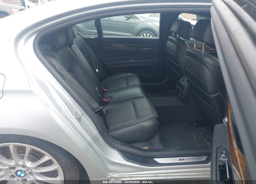 2014 BMW ALPINA B7 VIN: WBAYE8C55ED136051
