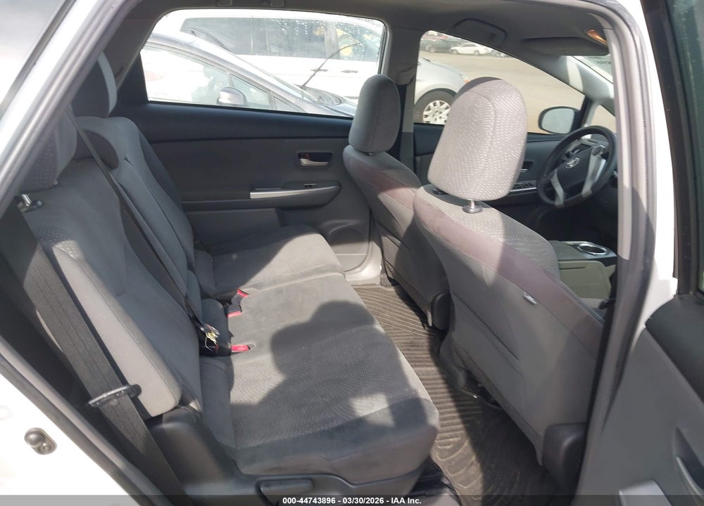 2013 TOYOTA PRIUS V TWO VIN: JTDZN3EU6D3211519