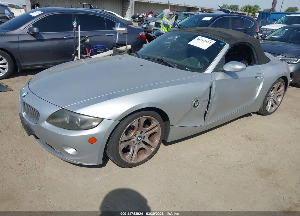 2005 BMW Z4 3.0I VIN: 4USBT53575LT27838