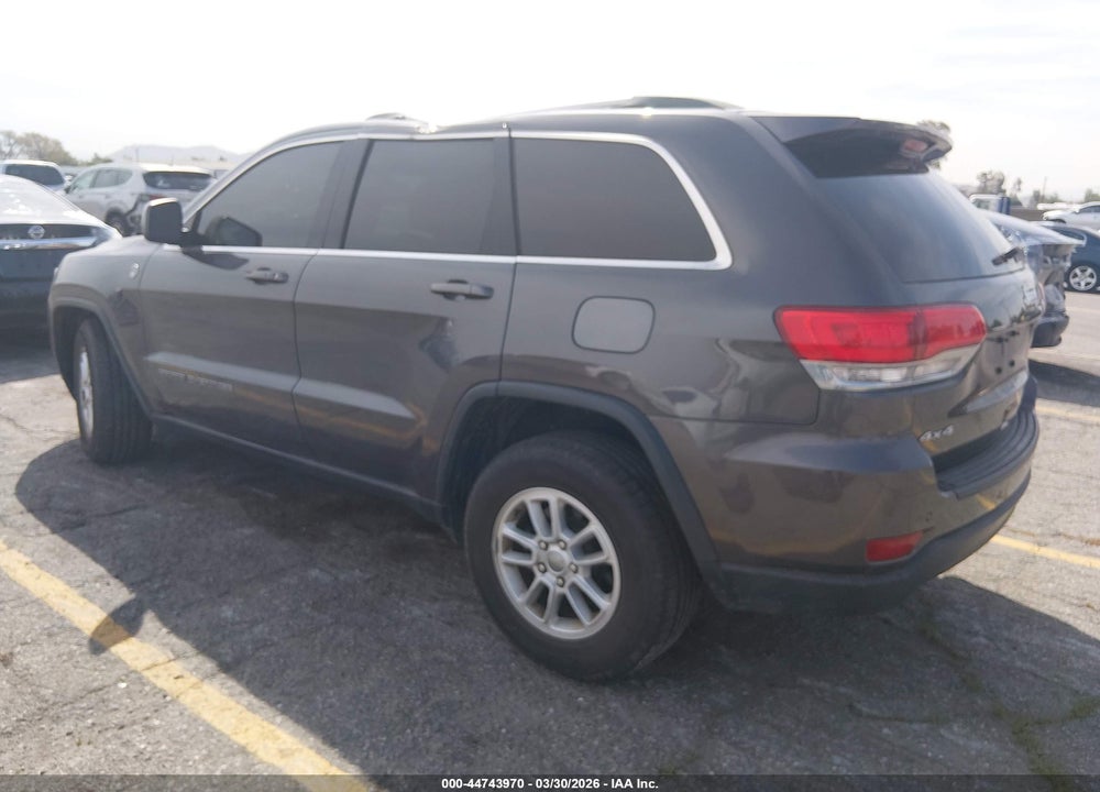 2019 JEEP GRAND CHEROKEE LAREDO E 4X4 VIN: 1C4RJFAG1KC828272