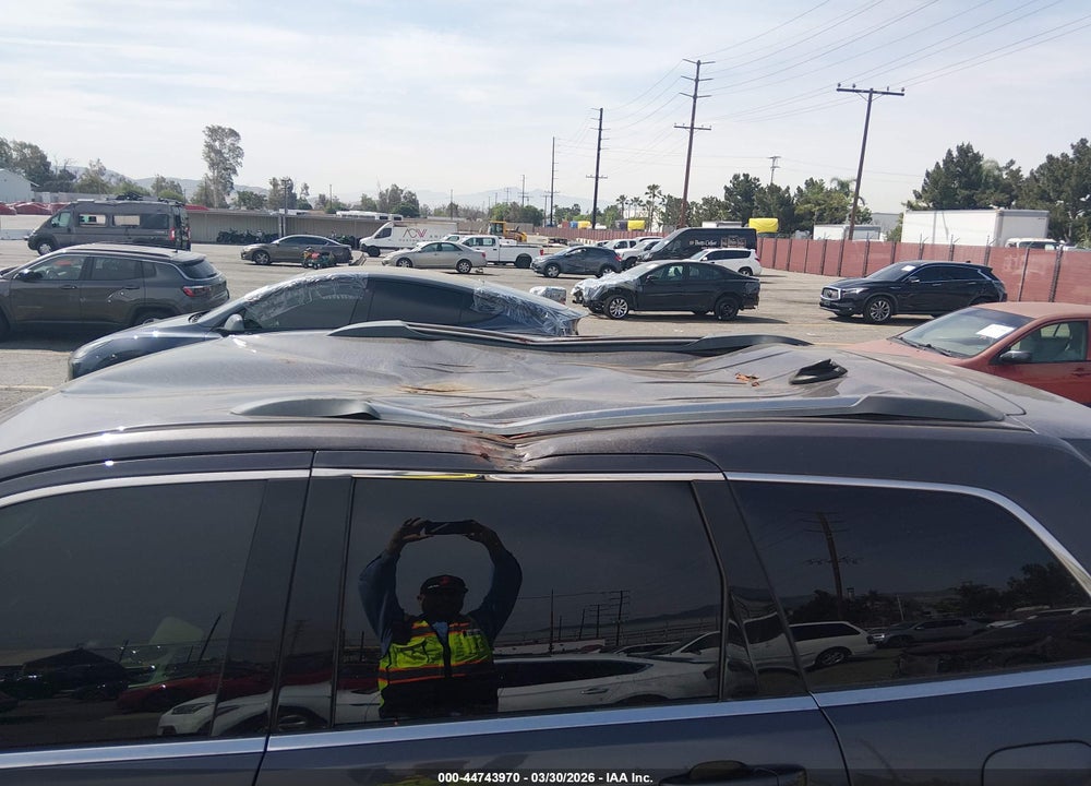 2019 JEEP GRAND CHEROKEE LAREDO E 4X4 VIN: 1C4RJFAG1KC828272