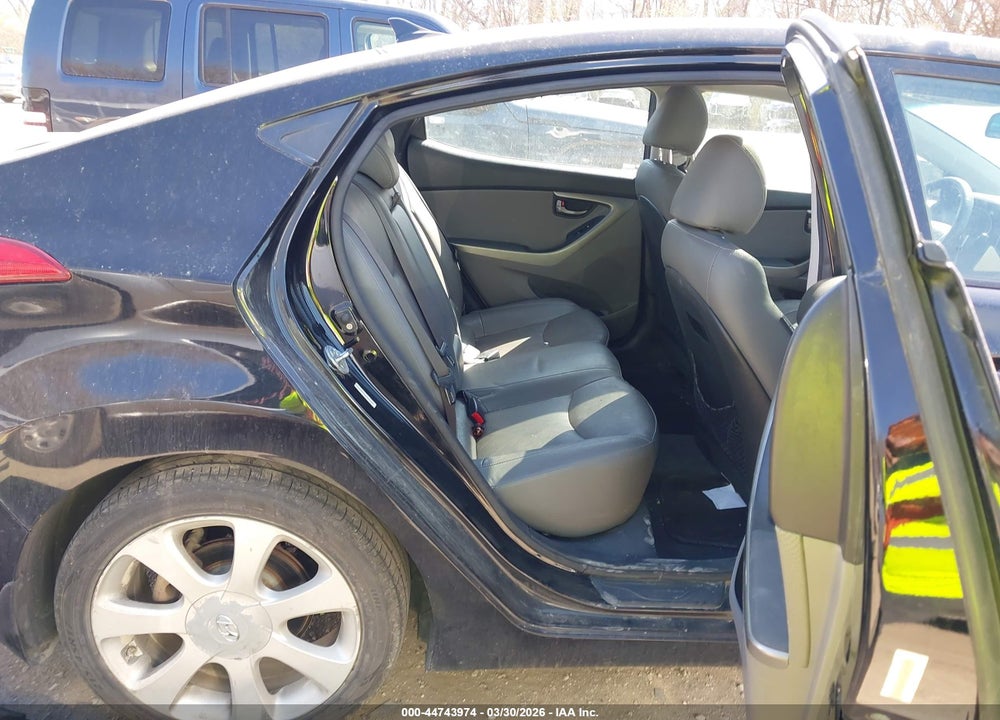 2013 HYUNDAI ELANTRA LIMITED VIN: KMHDH4AE8DU867863
