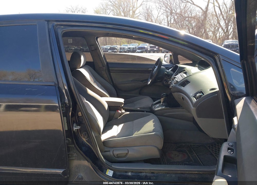 2008 HONDA CIVIC SDN LX VIN: 1HGFA16518L075186