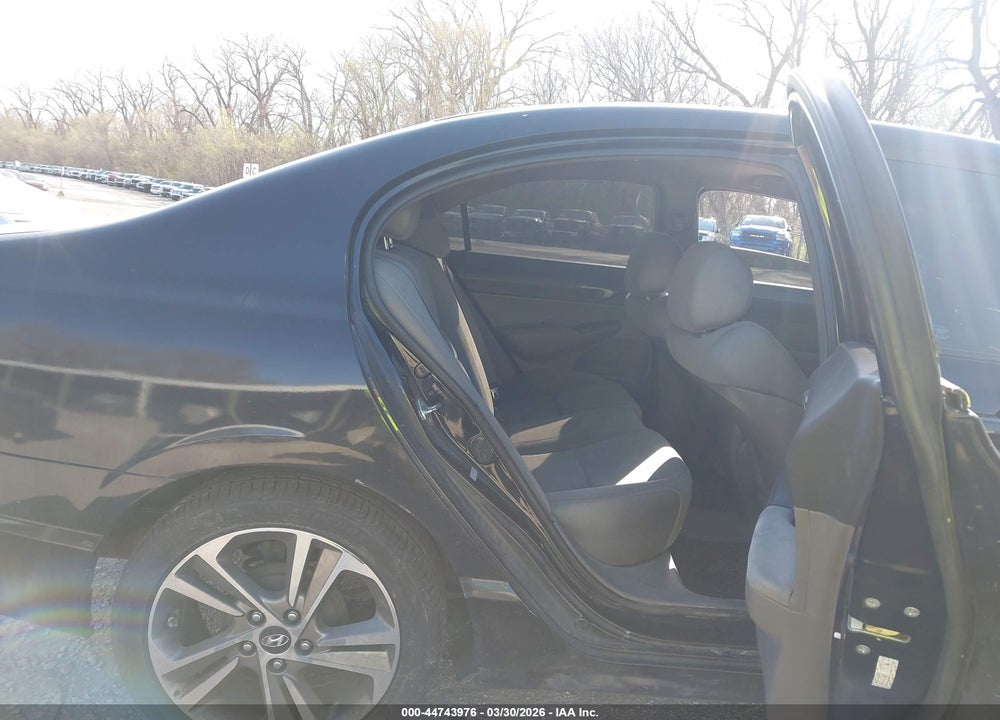2008 HONDA CIVIC SDN LX VIN: 1HGFA16518L075186