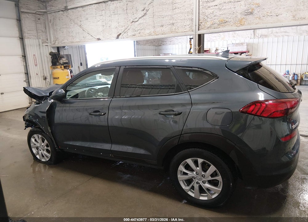 2019 HYUNDAI TUCSON VALUE VIN: KM8J3CA48KU984696
