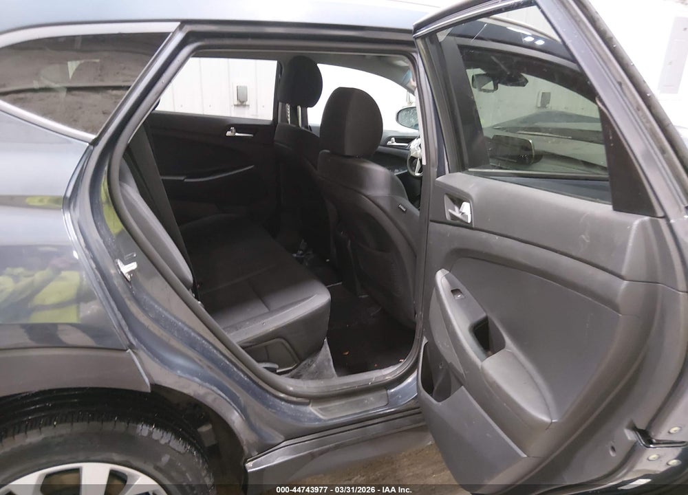2019 HYUNDAI TUCSON VALUE VIN: KM8J3CA48KU984696