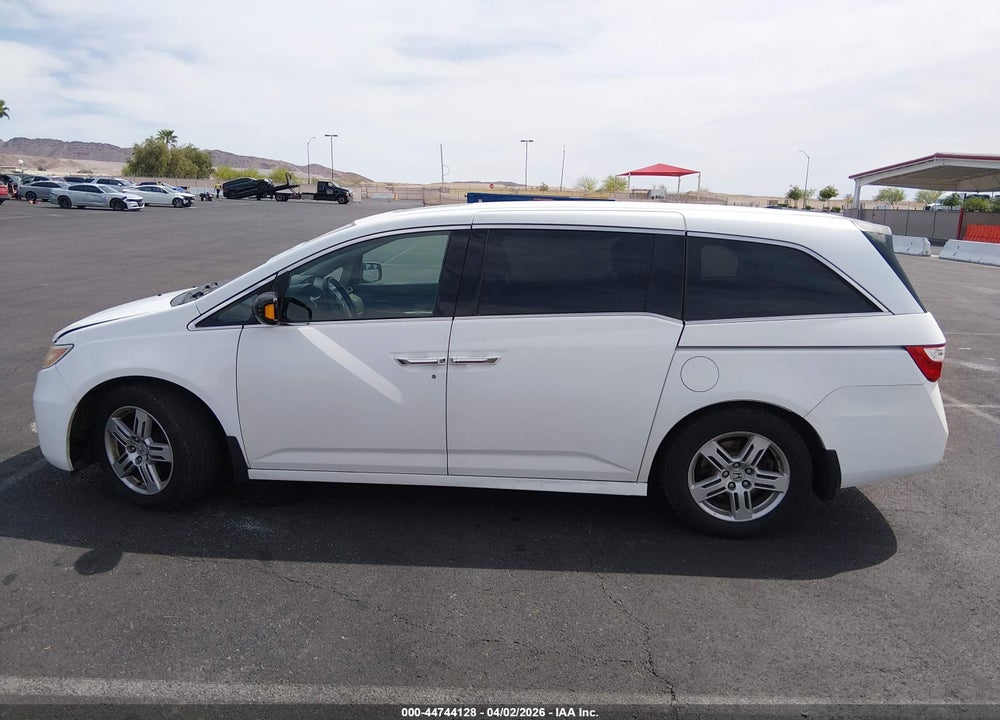 2011 HONDA ODYSSEY TOURING/TOURING ELITE VIN: 5FNRL5H92BB104735