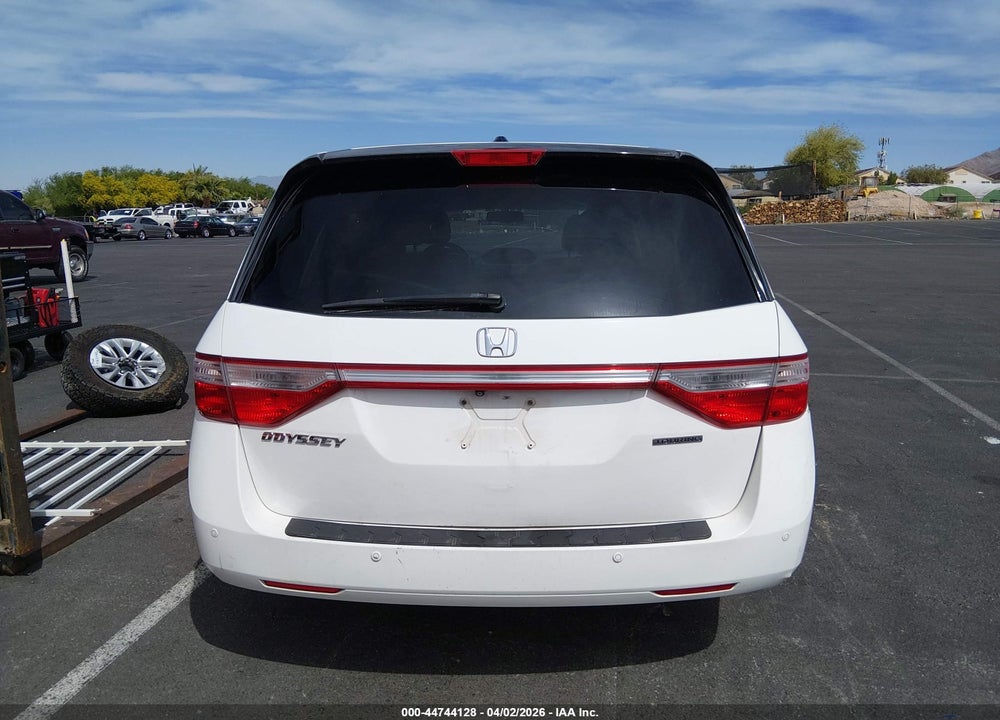 2011 HONDA ODYSSEY TOURING/TOURING ELITE VIN: 5FNRL5H92BB104735