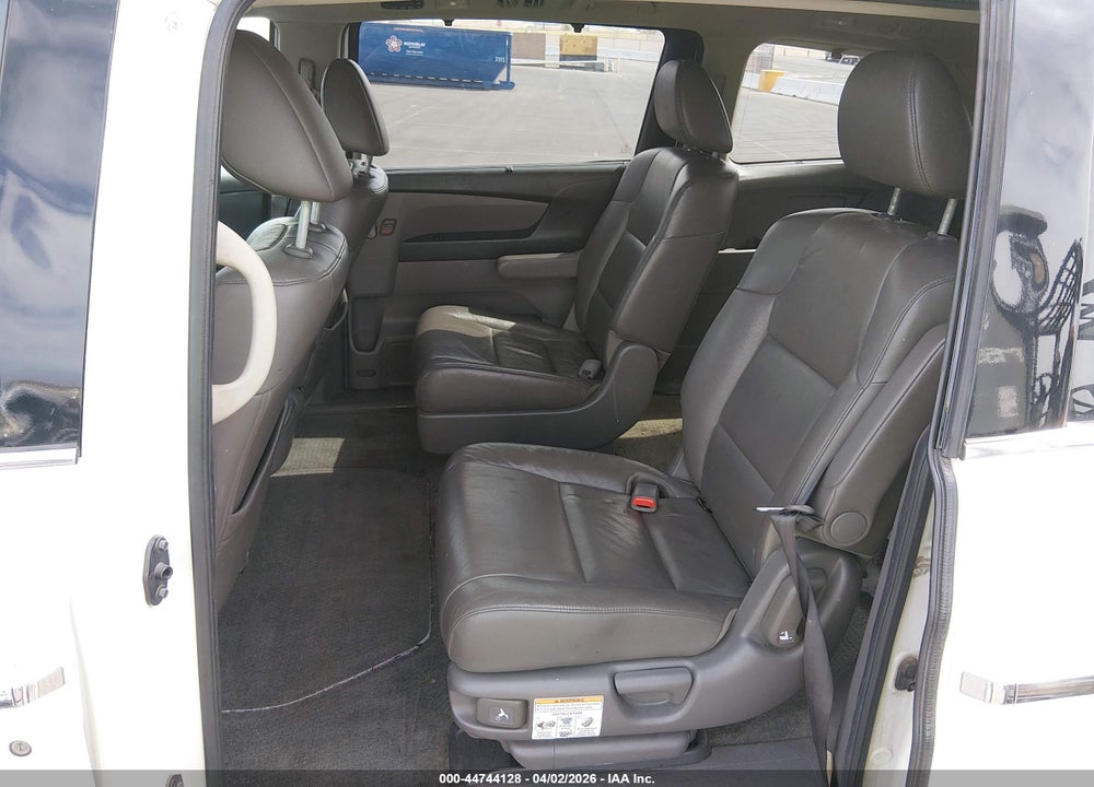 2011 HONDA ODYSSEY TOURING/TOURING ELITE VIN: 5FNRL5H92BB104735