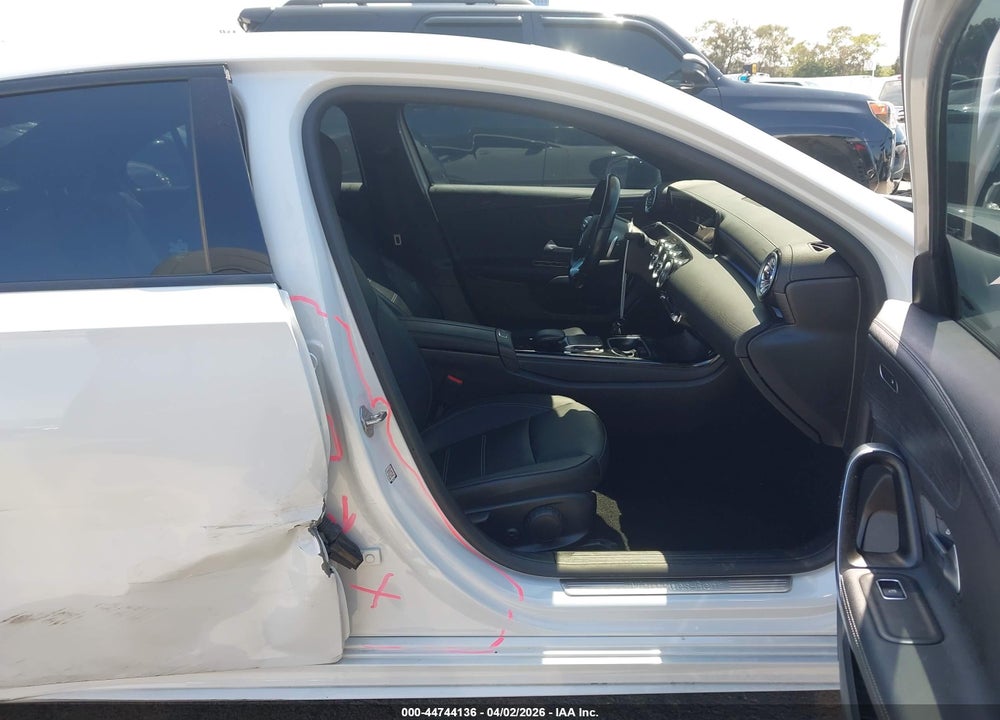 2022 MERCEDES-BENZ A 220 VIN: W1K3G4EB9NJ372132