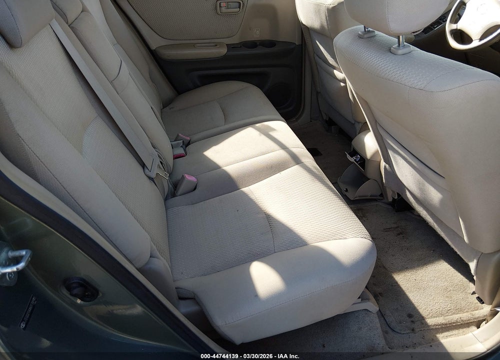 2006 TOYOTA HIGHLANDER VIN: JTEGD21A460134990