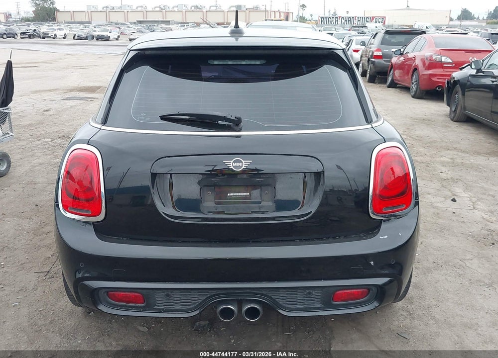 2019 MINI COOPER S VIN: WMWXU3C50K2L25246