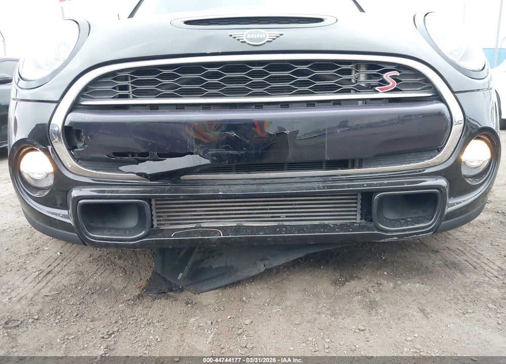 2019 MINI COOPER S VIN: WMWXU3C50K2L25246