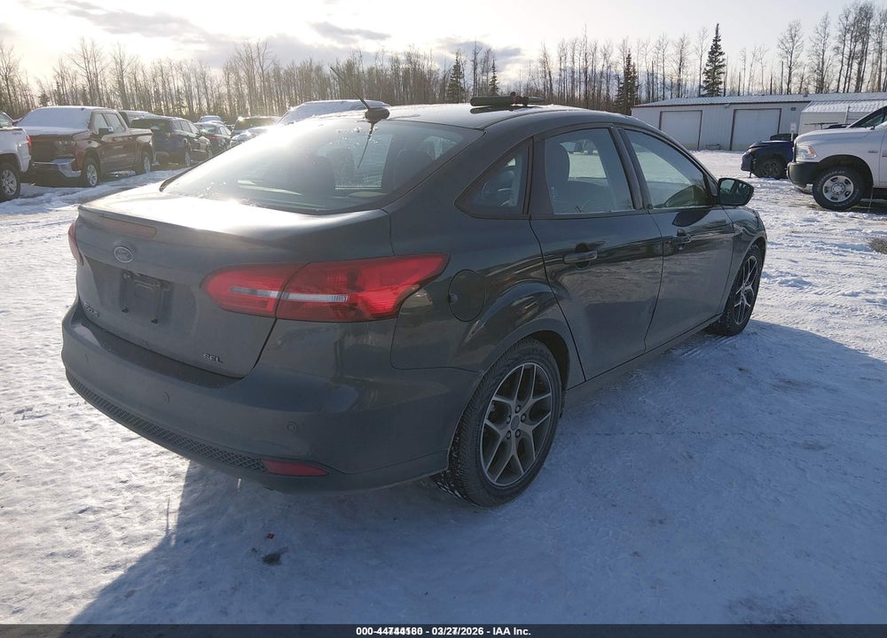 2017 FORD FOCUS SEL VIN: 1FADP3H2XHL320365