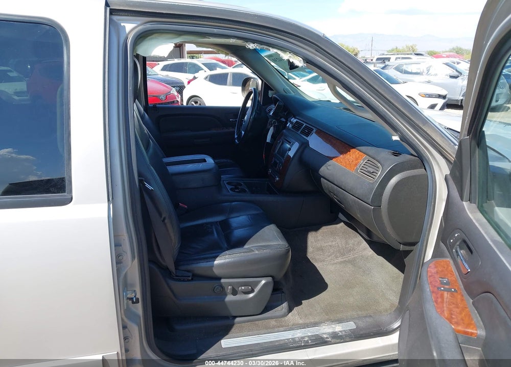 2007 CHEVROLET TAHOE LT VIN: 1GNFK13097R104327