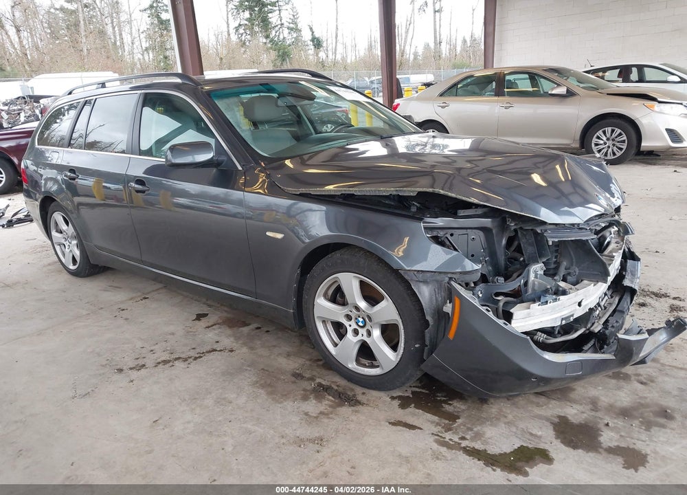 2008 BMW 535XI VIN: WBAPT73538CX01323