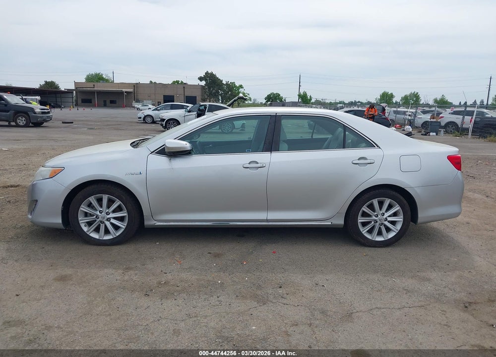2013 TOYOTA CAMRY HYBRID XLE VIN: 4T1BD1FK4DU063978